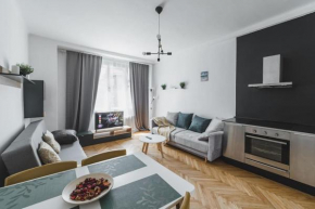 Dlouha Hemingway apartment, Prague